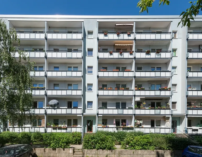 Gemütliche Wohnung, Küche mit Fenster — photo 1